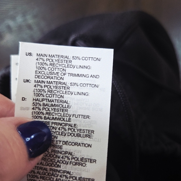 Adidas Originals Neuclassics Shorts IR9430 Size Small Men's NEW Black Loose Fit - Picture 8 of 13